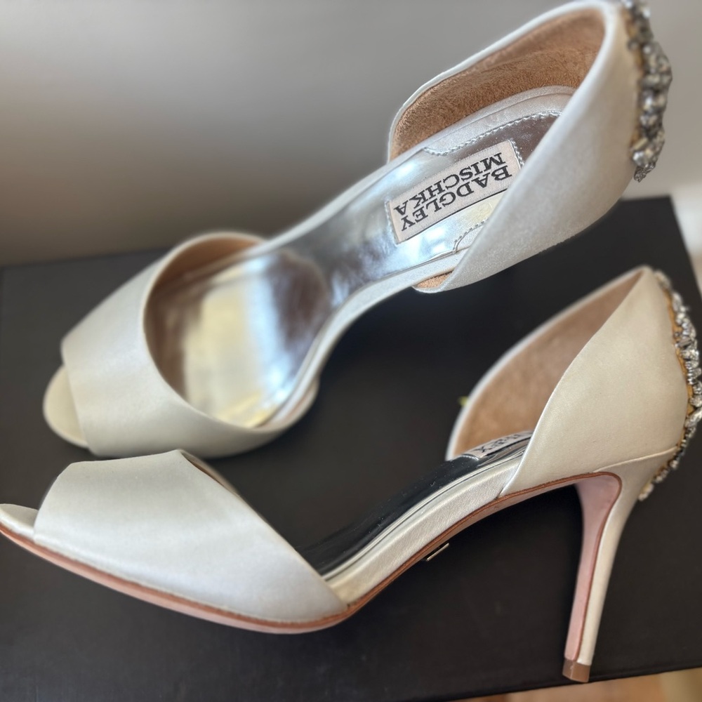Badgley Mischka | Peep-Toe | Maxine | STUNNING BRIDAL HEEL
